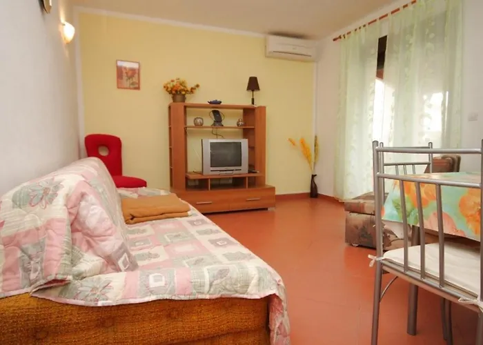 With A Parking Space - 7664 Apartman